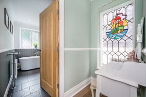 Bedroom- click for photo gallery